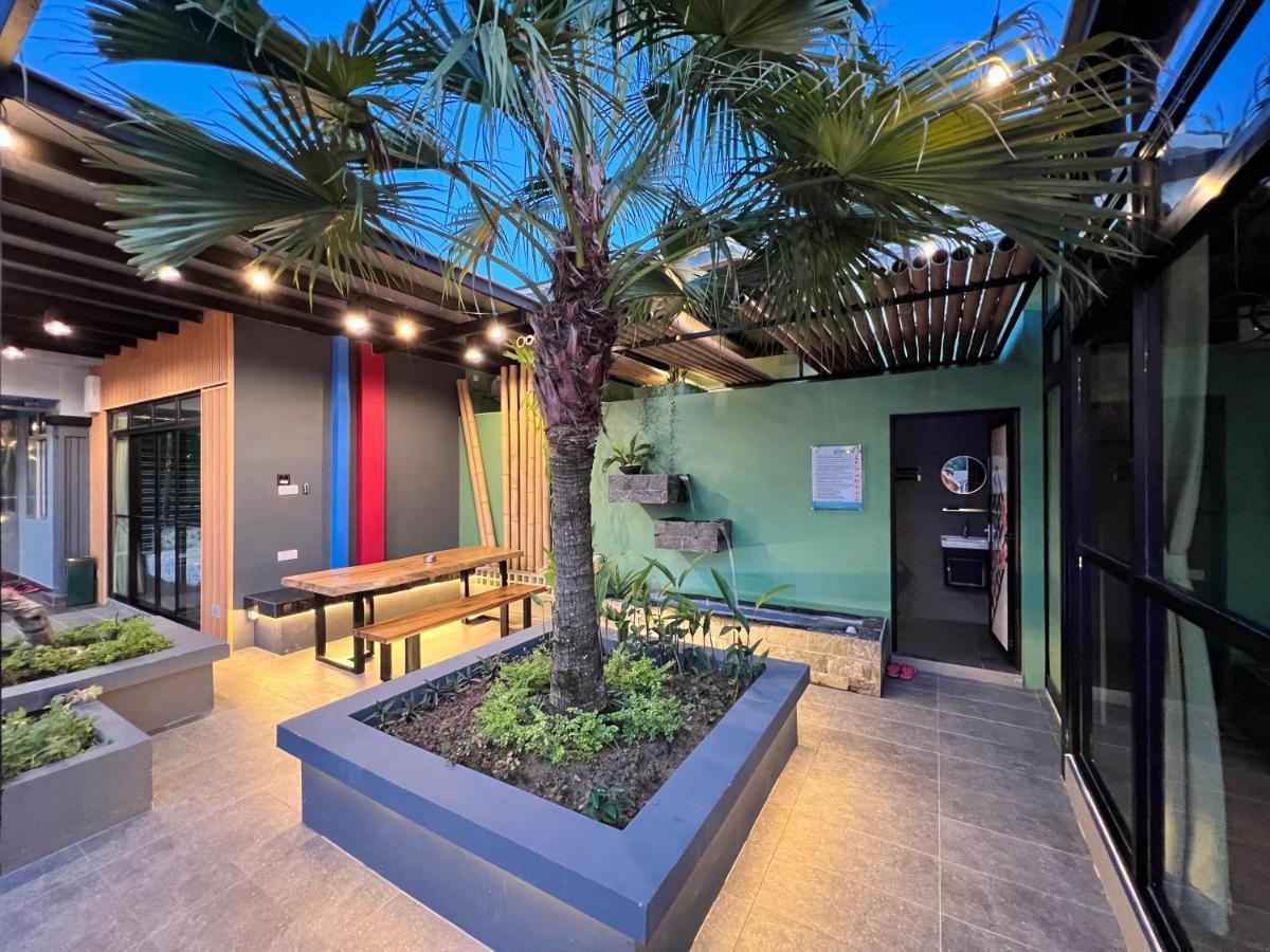 The Uniique Haus - Johor 1St Staycation Water Dining Experience Johor Bahru Exterior foto